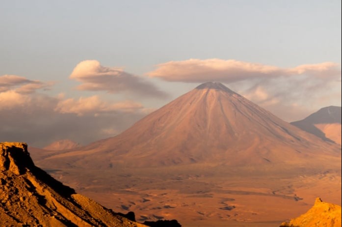 Volcán Licancabur - Tours en San Pedro de Atacama